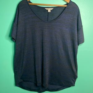 Calvin Klein Short Sleeve lightweight knit sweater with wide scoop neckline sz L